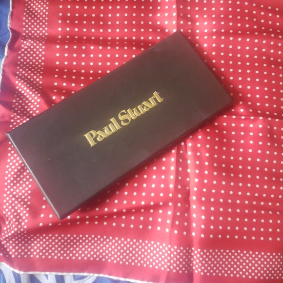 Pocket square - Picture 2 of 2